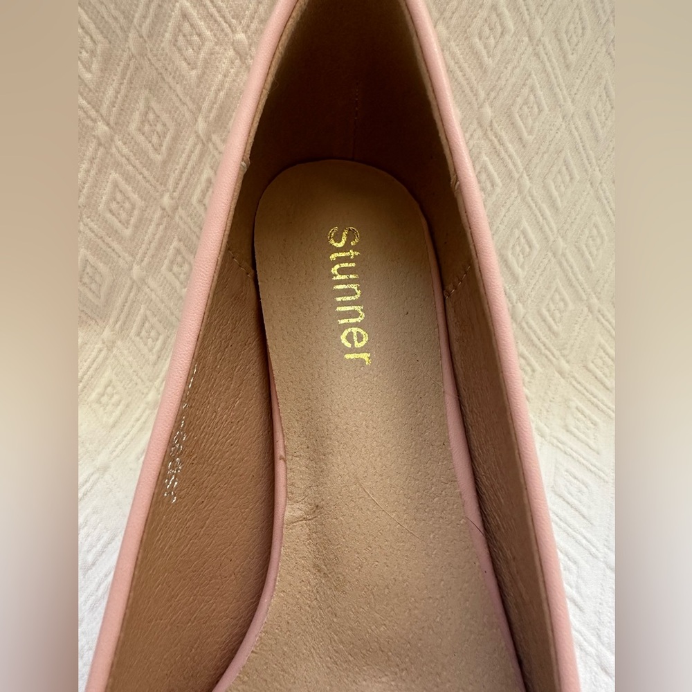 Chic Pink Heels - Picture 10 of 16